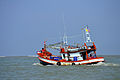 Fischkutter auf der Überfahrt von Nam Khem Pier nach Koh Kho Khao Pier