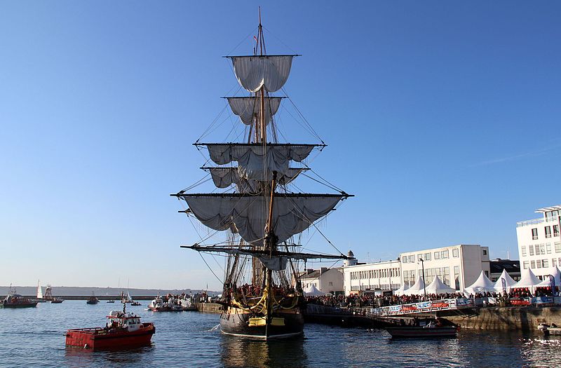 File:2015-08 L'hermione à Brest (20671649852).jpg