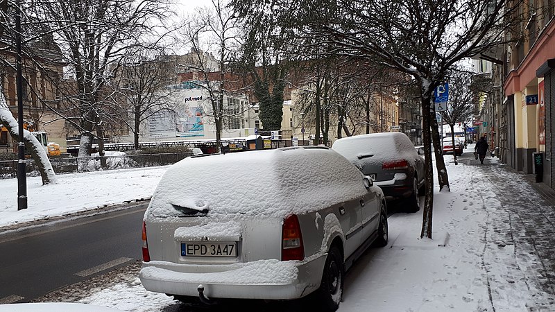 File:20181216 102225 POW street lodz.jpg