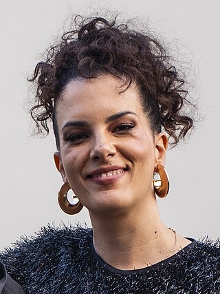 <span class="mw-page-title-main">Céu</span> Brazilian singer-songwriter