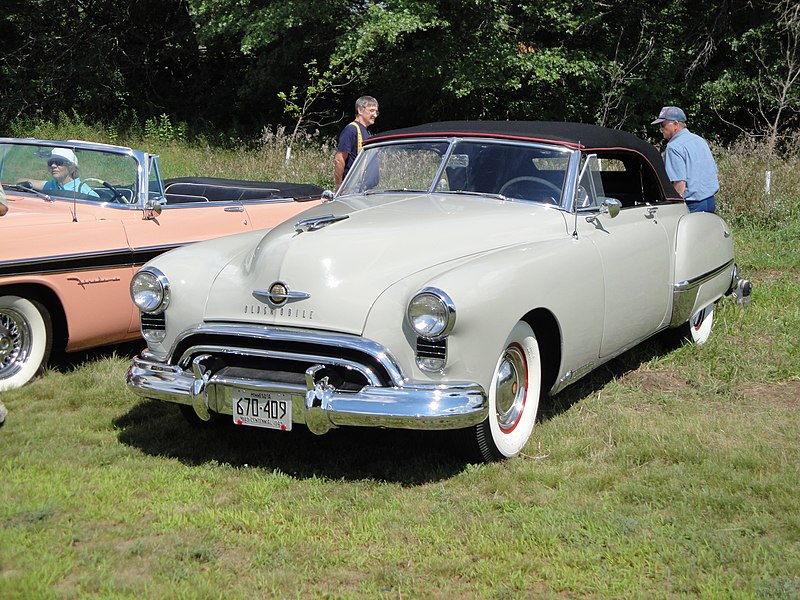 File:49 Oldsmobile 98 (6046057022).jpg