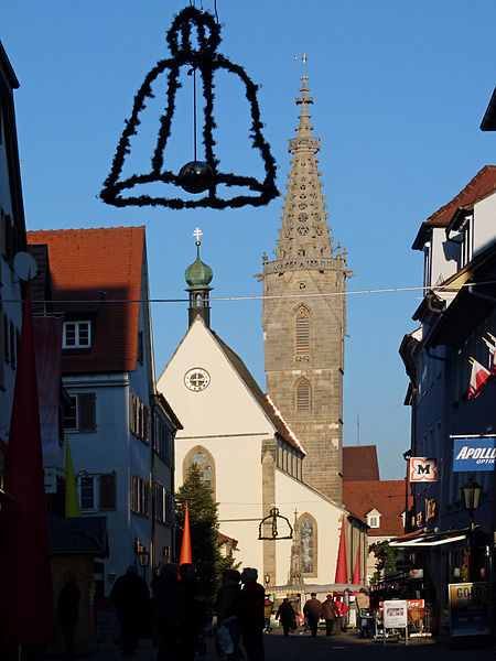 File:Abendsonne in Rottenburg (11368079996).jpg