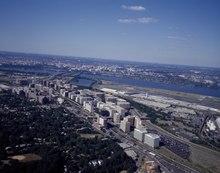 Crystal City in the late 20th century, with Aurora Highlands at left Aerial view of Crystal City, Virginia LCCN2011632509.tif