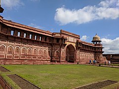 The 16th century Jahangiri Mahal at the Agra Fort has a four-centred arched gateway flanked by four-centred blind arches.