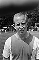 Ajax tegen Stoke City 5-3, nr. 8 Henk Groot (kop), nr. 10, 11 burgemeester Van H, Bestanddeelnr 918-0490.jpg