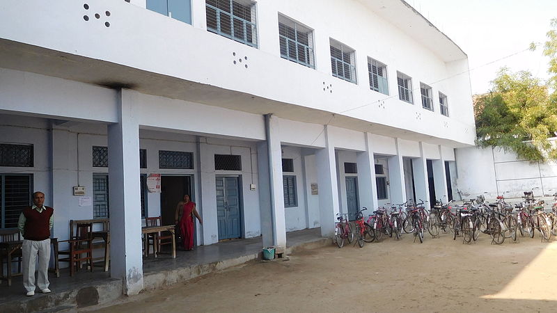 File:Akbarpur Girls Inter College-2.JPG