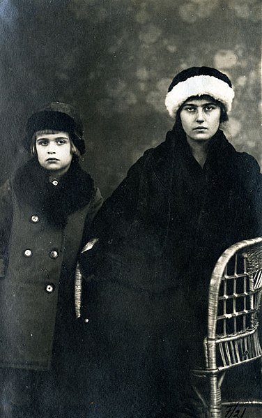 File:Alfredas Marija Tiškevičius and Antanina Tiškevičiūtė.jpeg