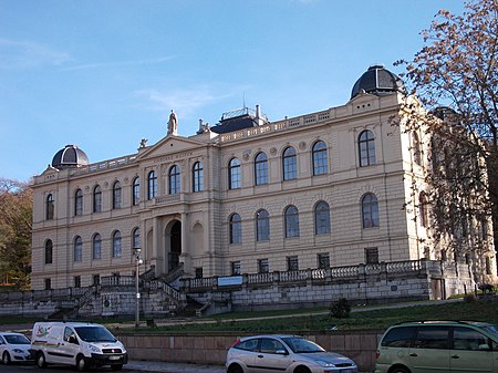 AltenburgLindenaumuseum.JPG