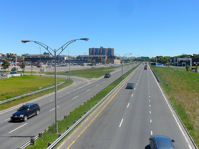 File:Autoroute Duplessis - Chemin des Quatre-Bourgeois.jpg