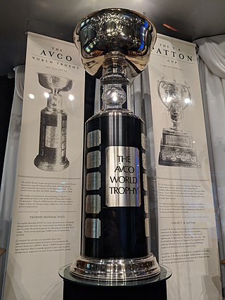 <span class="mw-page-title-main">Avco World Trophy</span> Championship trophy of the now-defunct World Hockey Association