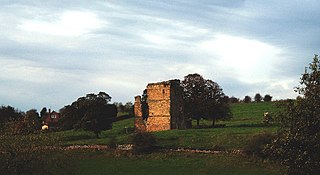 <span class="mw-page-title-main">Ayton Castle, North Yorkshire</span> Ruined castle in North Yorkshire, England