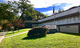 Quincy Public Schools District #172 Board of Education Office in Quincy, Illinois BOE exterior2.jpg