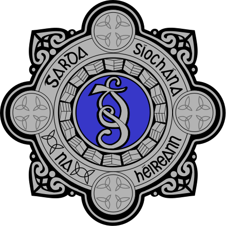 Badge of An Garda Síochána.svg