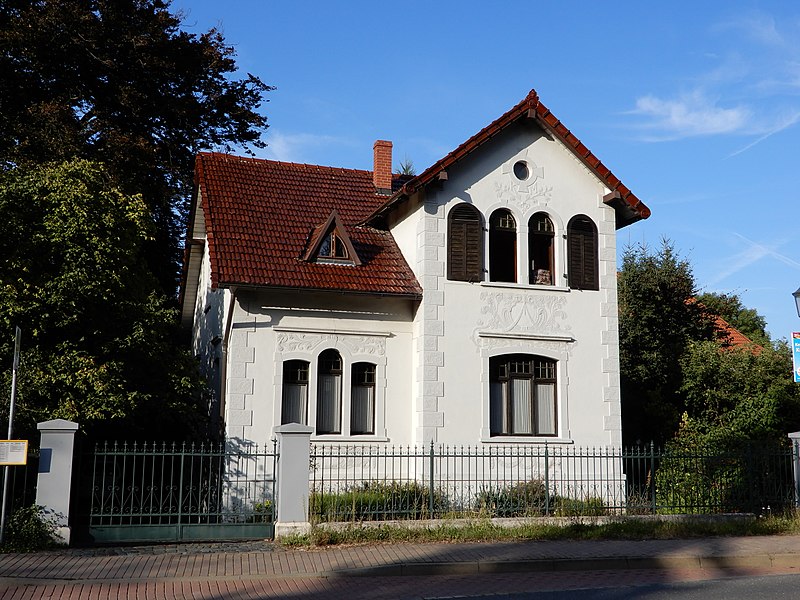 File:Bahnhofstraße 7 (Ermsleben).jpg