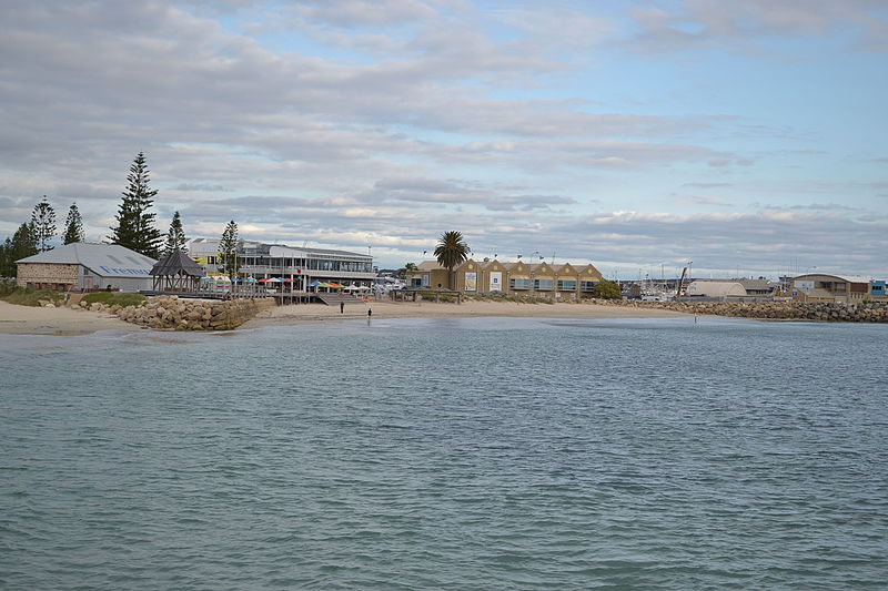 File:Bathers Beach from the north.jpg