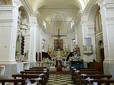 Borzone (Borzonasca)-abbazia sant'andrea-navata centrale1.jpg