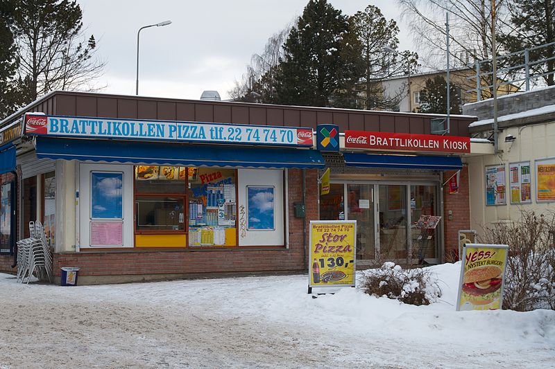 File:Brattlikollen Pizza & Brattlikollen Kiosk - 2013-02-10 at 14-55-32.jpg
