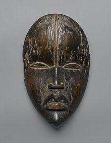 Dan deangle mask, from the collection of the Brooklyn Museum Brooklyn Museum 80.244 Dean Gle Mask.jpg