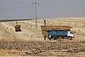 Récolte de paille après la moisson (région de Meknès)