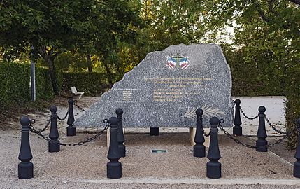 Memorialul de război.