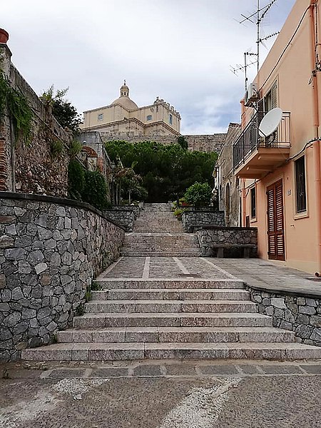 File:Castello (Milazzo) 08 09 2019 04.jpg