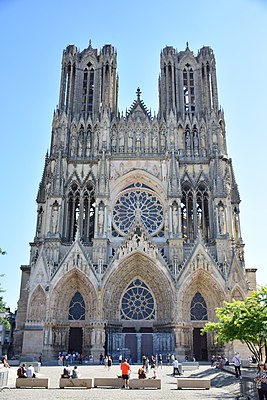 Cathédrale Notre-Dame de Reims 2022-07.jpg