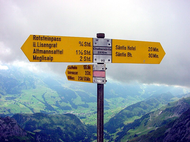 File:Chalbersäntis-Wegweiser.jpg