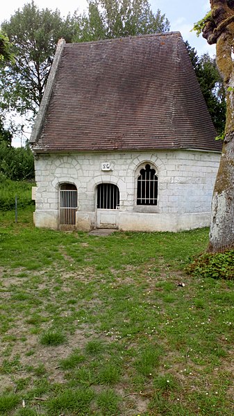 File:Chapelle Saint-Gautier de Berteaucourt-les-Dames 2.jpg