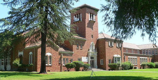 Image: Colusa 1926 high school from NW 2