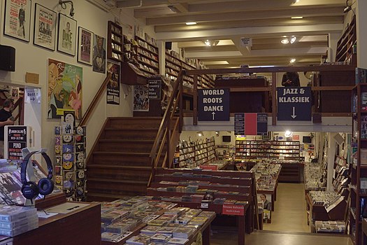 Music store selling various singles and albums Concerto music store, Utrechtsestraat 64, Amsterdam 5.jpg