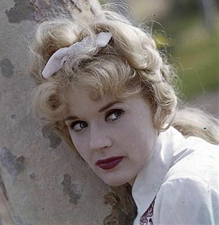 <span class="mw-page-title-main">Connie Stevens</span> American actress and singer