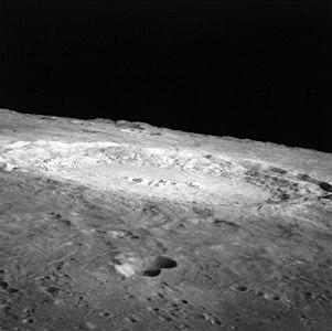 Craterul Copernic văzut de Apollo 12