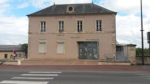 Coulanges-les-Nevers (mairie).jpg