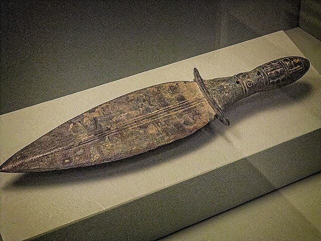 A bronze dagger from Lorestan, Iran, 2600–2350 BCE