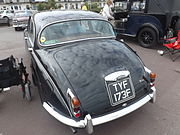 Category:Daimler V8 250 - Wikimedia Commons