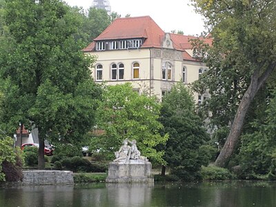 Danneckersche Nymphengruppe am Anlagensee (2009).jpg