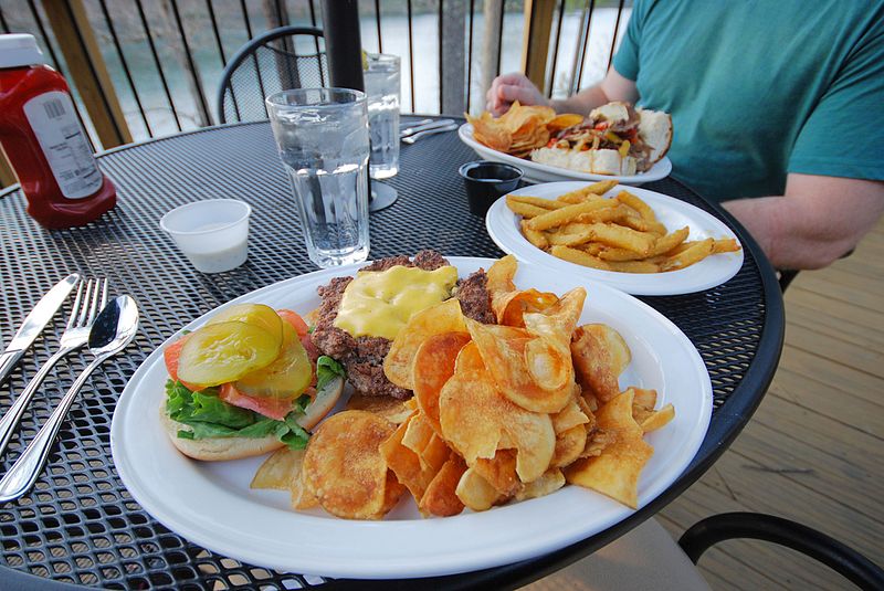 File:Douthat Lakeview Restaurant-deck-douthatchips-burger (17820615145).jpg