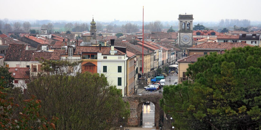 Este (munisipyo sa Italya, Regione Veneto, Provincia di Padova, lat 45,22, long 11,66)