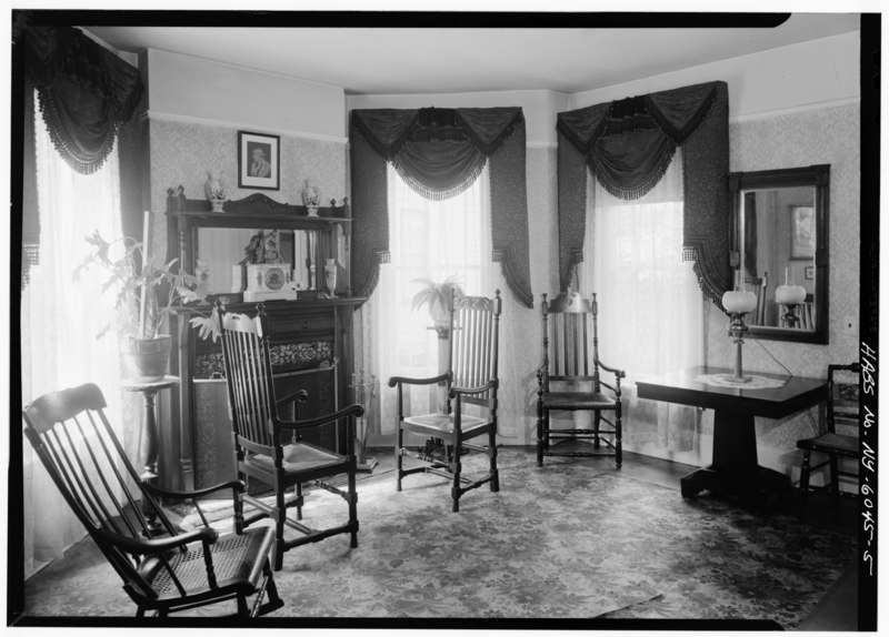 File:FIRST FLOOR, SITTING ROOM - Susan B. Anthony House, 17 Madison Street, Rochester, Monroe County, NY HABS NY,28-ROCH,37-5.tif