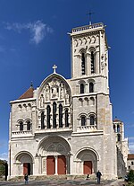 Gambar mini seharga Basilika Santa Maria Magdalena di Biara Vézelay, Vézelay