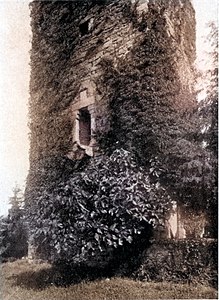 Fig 40, château de Lower Invorio, tour, p152, foto nigra, nigra il novarese.jpg