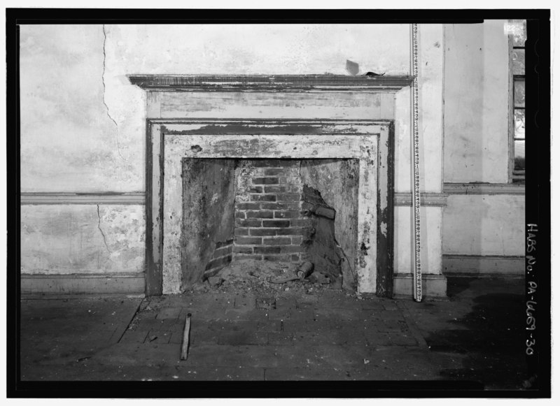 File:Fireplace detail, northwest second-floor room. - Lazaretto Quarantine Station, Wanamaker Avenue and East Second Street, Essington, Delaware County, PA HABS PA-6659-30.tif