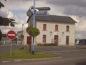A Châteauneuf-sur-Cher station cikk illusztráló képe