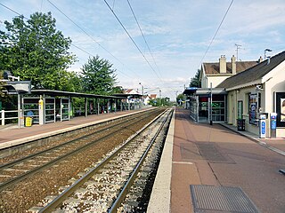 <span class="mw-page-title-main">Domont station</span> French railway station