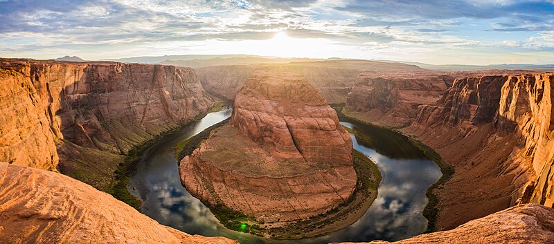 File:Horseshoe bend 2015.jpg