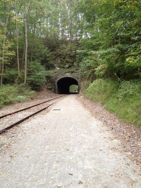 File:Howard Tunnel.jpg