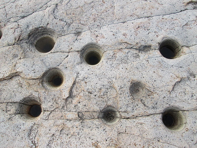 File:Huerfano Butte Arizona Bedrock Mortars Number 2.jpg