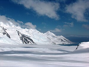 Blick vom Willan Saddle auf den Huntress-Gletscher