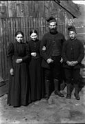 Hanus í Hanusarstovu and family 1899 in Hvalvík