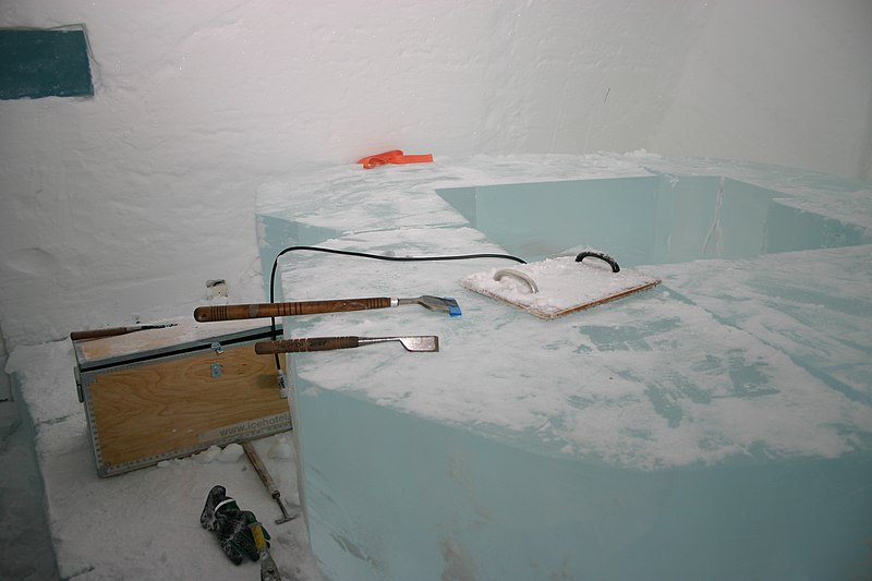 File:Icehotel-se-13.JPG